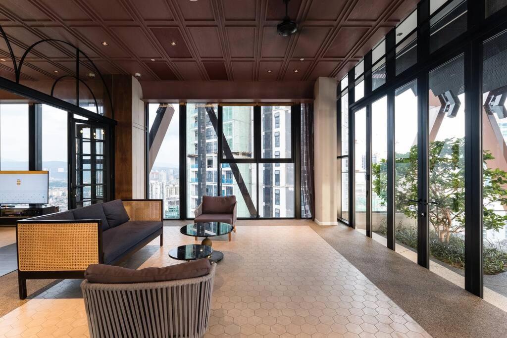 Klcc Musicalsty5pax At Scarletzsuites Apartment Kuala Lumpur