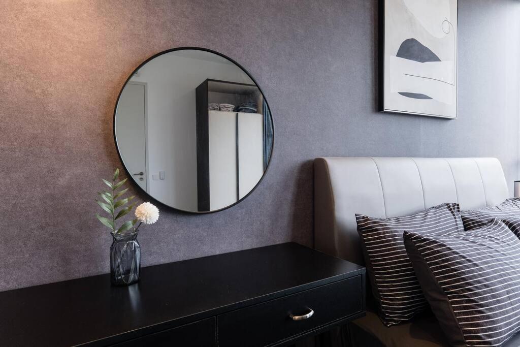 Apartment Klcc Musicalsty5pax At Scarletzsuites